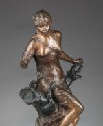 Édouard DROUOT (1859-1945)Muse assise.Bronze à trois patines, signé "E. Drouot",...