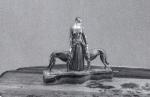 CHIPARUS Demeter (1888-1950). Sculpture chryséléphantine, figurant une femme et deux...