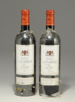BORDEAUX - Château La Caderie - 2000 - 2 bouteilles.
Niveaux...