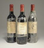 SAINT-ÉMILION - Château Chauvin - 1994 - 3 bouteilles. 
Une...