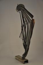 Simone LACOUR (née en 1926)Tête.Sculpture en acier et fer à...