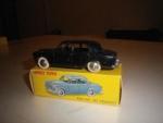 DINKY TOYS. Berline 403 Peugeot.Made in France. Meccano, 24B. Noire....