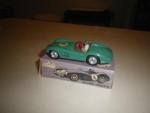 SOLIDO. Aston Martin 3L.Made in France, 1/43.Verte. Dans sa boîte....