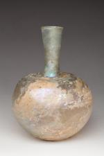 BOUTEILLE globulaire. Dépôt de fouille.IVème-Vème siècle après J.-C.Haut. 19 cm.Globular...