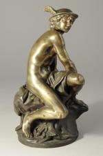 Jean-Baptiste PIGALLE (1714-1785)Mercure chaussant ses talonnières.Bronze patiné.Haut. 21 cm.Tirage ancien...