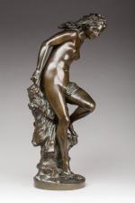 Jean-Baptiste CARPEAUX (1827-1875)Bacchante à la souche.Bronze pâtiné et signé, marqué...