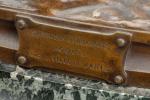 Louis Auguste HIOLIN (1846-1910)"Au loup !!"Bronze signé à double patine,...