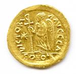 Anastase Ier (491-518) Solidus frappé à Constantinople. Sear 3(4,37 g)...