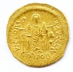 Justinien Ier (527-565) Solidus (type C) frappé à Consgtantinople. Sear...