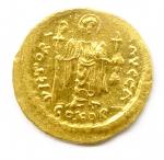 Maurice Tibère (582-602) Solidus frappé à Constantinople. Sear 478(4,34 g)...