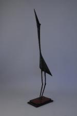 CHOMO, Roger CHOMEAUX, dit (Berlaimont, 1907 - Achères-la-Forêt, 1999)Grue.Sculpture en...