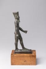ÉGYPTE. AMON-RÊ, "Roi des Dieux". STATUETTE en bronze. Il est...