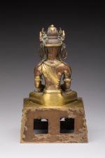 CHINE - Époque QIANLONG  (1736-1795)
STATUETTE en bronze doré représentant...