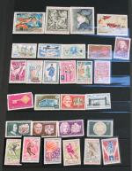 FRANCE. Classeur avec divers timbres FRANCE et T O M....