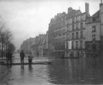[PARIS INONDÉ], 1910
13 tirages par un photographe anonyme représentant les...