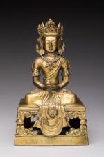 CHINE, Époque QIANLONG  (1736-1795)STATUETTE en bronze doré représentant AMITAYUSassis...