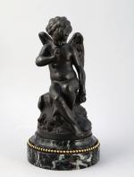 Étienne-Maurice FALCONET (Paris, 1716 -1 791), d'après"L'Amour menaçant"Bronze patiné. Socle...