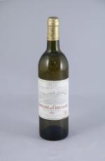 GRAVES LÉOGNAN. Domaine de Chevalier, blanc, GCC, 1983. 7 bouteilles....