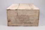 SAINT-ÉMILION. Château Cheval Blanc, 12 bouteilles, 1979.Caisse bois d'origine non...