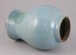 CHINE - XIXeVASE balustre en porcelaine émaillée turquoise craquelé et...