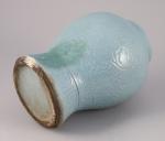 CHINE - XIXeVASE balustre en porcelaine émaillée turquoise craquelé et...