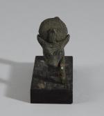 ÉGYPTE - Basse ÉpoqueBUF APIS en bronze.Haut. 6, Long. 7,6,...