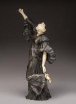 Danseuse aux cothurnes en bronze chryséléphantin par Léonard vers 1901
