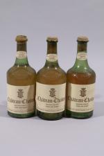 VIGNE AUX DAMES, Château Chalon, 1973, 3 bouteilles, 3 à...