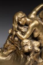 Jeanne ITASSE-BROQUET (Paris, 1867-1941) 
Vide-poche aux Naïades, 1906

Bronze doré, figurant...