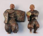 JAPON - Époque MEIJI (1868-1912). 

DEUX MUSICIENS en bois à...